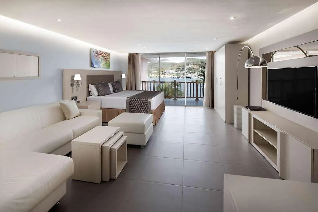 Отель Port De Plaisance Resort, Trademark Collection By Wyndham Филипсбург