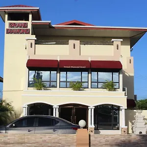 Grand Diamond Trinidad Отель